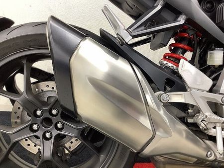 ホンダ CB1000R (2018-) CB1000R キー2本 ETC1.0・グリップヒーター・クイックシフター標準装備車両 33