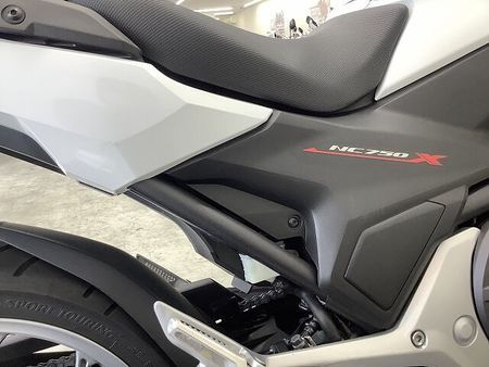 ホンダ NC750X タイプLD NC750X Type LD RC90型 リアボックス・ハンドガード装備 28