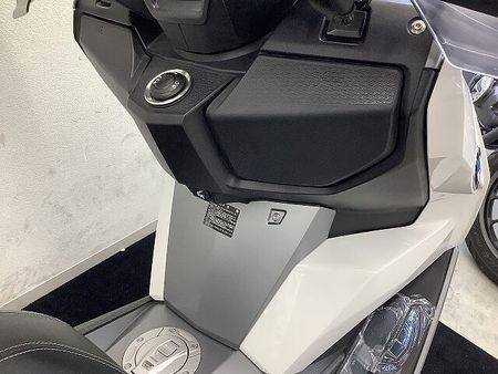 BMW C400 GT C400GT 純正リアBOX装備!USB&マルチバー装備! 25