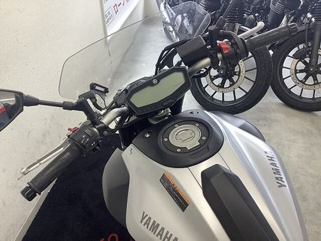 ヤマハ MT-07 MT-07 ABS カスタムスクリーン 前後タイヤ新品交換サービス!! 15