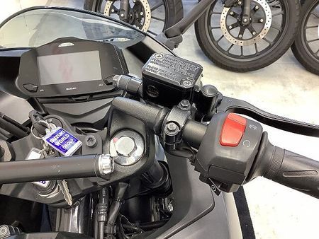 スズキ ジクサー SF250 ジクサー250SF ヨシムラサイレンサー・センターブレース装備車両 21