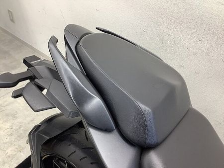 スズキ ジクサー SF250 ジクサー250SF ヨシムラサイレンサー・センターブレース装備車両 31