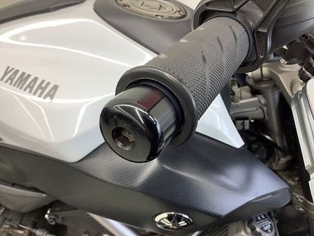 ヤマハ MT-07 MT-07 マルチバー・USBポート・グリップヒーター装備!!! 18