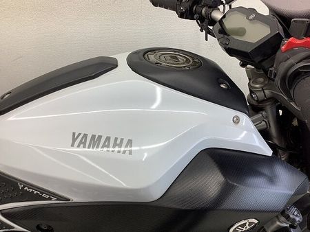 ヤマハ MT-07 MT-07 マルチバー・USBポート・グリップヒーター装備!!! 25