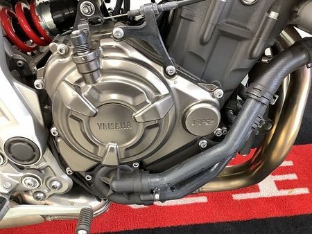 ヤマハ MT-07 MT-07 マルチバー・USBポート・グリップヒーター装備!!! 32