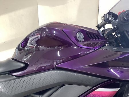 ヤマハ YZF-R25 【スピード納車】YZF-R25 ABS デイトナ製USB電源 マルチバー ヘルメットロック 20