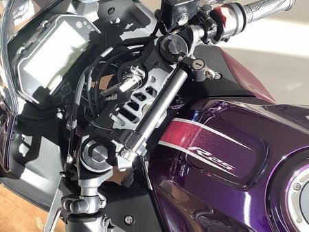 ヤマハ YZF-R25 【スピード納車】YZF-R25 ABS デイトナ製USB電源 マルチバー ヘルメットロック 40