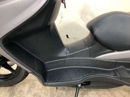 スズキ バーグマン200 バーグマン200 CH41A型・リアボックス装備車両 37