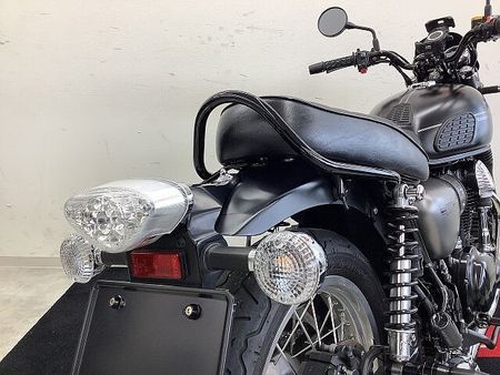 カワサキ W800 STREET W800ストリート ショートスクリーン・ハンドルスペーサー・USB1口・カスタムテールラン 30