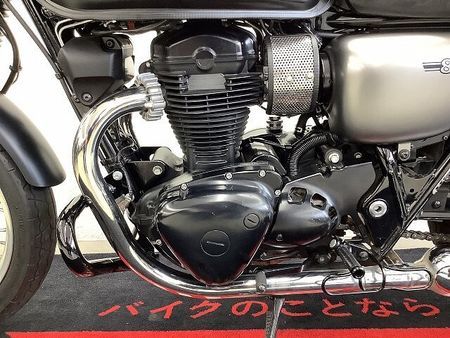 カワサキ W800 STREET W800ストリート ショートスクリーン・ハンドルスペーサー・USB1口・カスタムテールラン 36