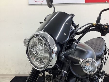 カワサキ W800 STREET W800ストリート ショートスクリーン・ハンドルスペーサー・USB1口・カスタムテールラン 40
