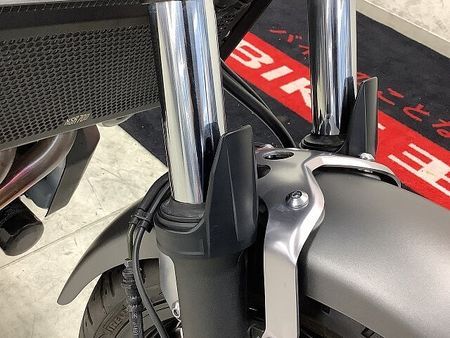 ヤマハ XSR700 XSR700 グリップヒーター・リアキャリア・フロントショートスクリーン装備車両 16