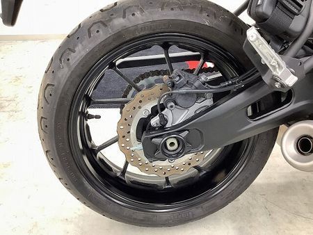 ヤマハ XSR700 XSR700 グリップヒーター・リアキャリア・フロントショートスクリーン装備車両 26