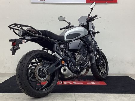 ヤマハ XSR700 XSR700 グリップヒーター・リアキャリア・フロントショートスクリーン装備車両 4