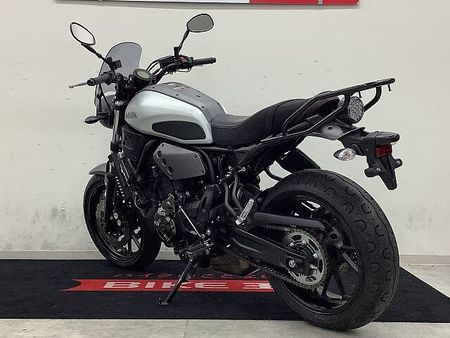 ヤマハ XSR700 XSR700 グリップヒーター・リアキャリア・フロントショートスクリーン装備車両 7