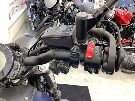 ヤマハ XSR700 XSR700 2019年モデル!USB電源2口・グリップヒーター・JMCA認証マフラー装備 19