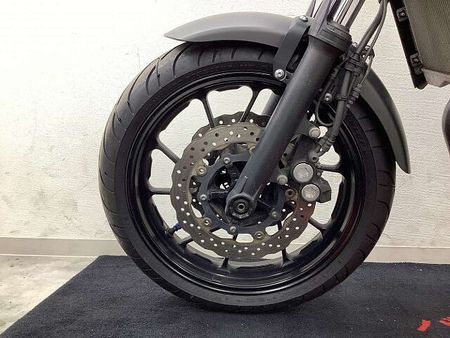 ヤマハ XSR700 XSR700 2019年モデル!USB電源2口・グリップヒーター・JMCA認証マフラー装備 40