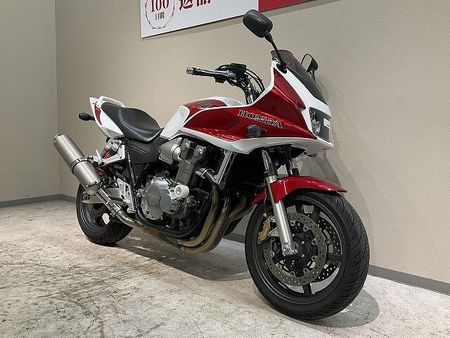 ホンダ CB1300スーパーボルドール CB1300スーパーボルドール◆2007年モデル◆フェンダーレス◆エンジンスライダー!! 4