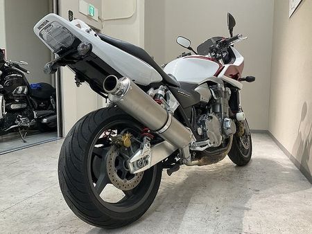 ホンダ CB1300スーパーボルドール CB1300スーパーボルドール◆2007年モデル◆フェンダーレス◆エンジンスライダー!! 7