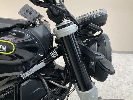 ハスクバーナ SVARTPILEN 401 スヴァルトピレン401◆2019年モデル◆バーエンドミラー!! 22