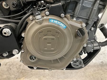 ハスクバーナ SVARTPILEN 401 スヴァルトピレン401◆2019年モデル◆バーエンドミラー!! 33