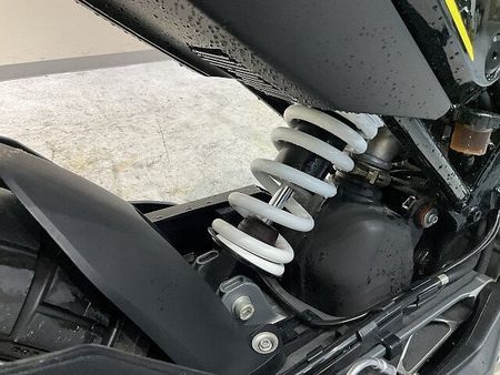 ハスクバーナ SVARTPILEN 401 スヴァルトピレン401◆2019年モデル◆バーエンドミラー!! 37