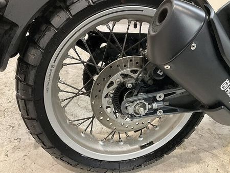 ハスクバーナ SVARTPILEN 401 スヴァルトピレン401◆2019年モデル◆バーエンドミラー!! 40