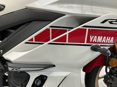 ヤマハ YZF-R3 YZF-R3◆WGP60周年記念カラー◆2022年モデル!! 23