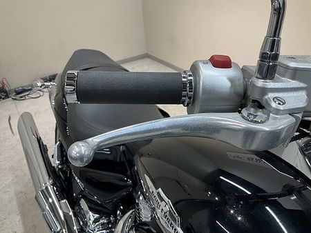 スズキ ブルバードM109R (イントルーダーM1800R/VZR1800) ブルバードM109R◆2013年モデル◆リアバッグ!! 14