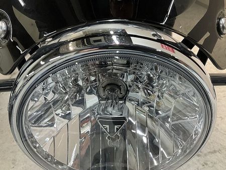トライアンフ BONNEVILLE T100 ボンネビルT100◆2022年モデル◆トライアンフ純正リアバッグ◆ショートバイザー!! 16