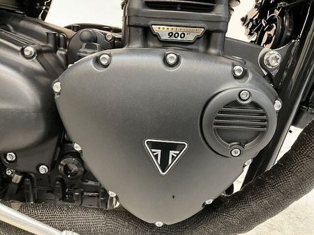 トライアンフ BONNEVILLE T100 ボンネビルT100◆2022年モデル◆トライアンフ純正リアバッグ◆ショートバイザー!! 31