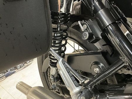 トライアンフ BONNEVILLE T100 ボンネビルT100◆2022年モデル◆トライアンフ純正リアバッグ◆ショートバイザー!! 38