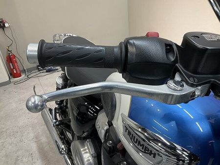 トライアンフ BONNEVILLE T100 ボンネビルT100◆2017年モデル◆リアキャリア◆エンジンガード!! 15