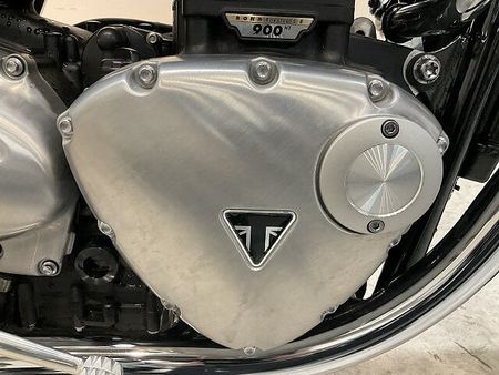 トライアンフ BONNEVILLE T100 ボンネビルT100◆2017年モデル◆リアキャリア◆エンジンガード!! 28