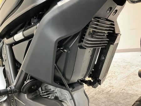 ドゥカティ Scrambler Full Throttle スクランブラーフルスロットル◆2015年モデル◆AELLA製エンジンスライダー 31