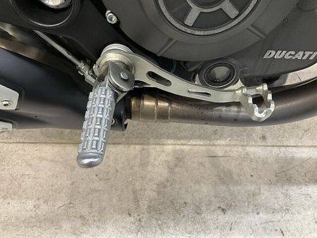 ドゥカティ Scrambler Full Throttle スクランブラーフルスロットル◆2015年モデル◆AELLA製エンジンスライダー 33