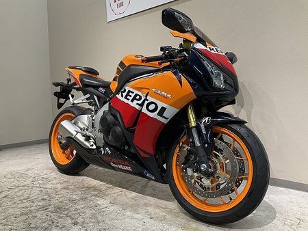 ホンダ CBR1000RR CBR1000RR◆2013年モデル◆レプソルカラー◆前後ドライブレコーダー 4