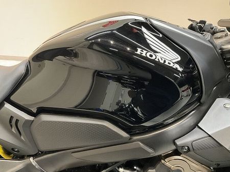 ホンダ CBR650R 【マル得】CBR650R◆2021年モデル◆ストライカーエンジンスライダー 24