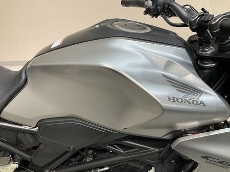 ホンダ CB250R CB250R◆2019年モデル!ワンオーナー◆前後ドライブレコーダー◆リアキャリア◆ショー 22