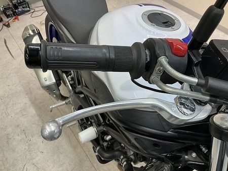 スズキ SV650 SV650◆2019年モデル◆アグラス製エンジンスライダー◆フェンダーレス◆グリップヒータ 19
