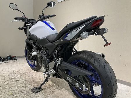 スズキ SV650 SV650◆2019年モデル◆アグラス製エンジンスライダー◆フェンダーレス◆グリップヒータ 6