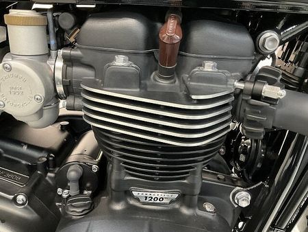 トライアンフ BONNEVILLE T120 ボンネビルT120◆ブラックエディション◆2024年モデル◆純正バーエンドミラー◆純正サイ 26