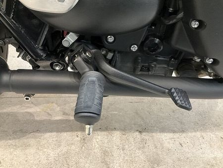 トライアンフ BONNEVILLE T120 ボンネビルT120◆ブラックエディション◆2024年モデル◆純正バーエンドミラー◆純正サイ 32