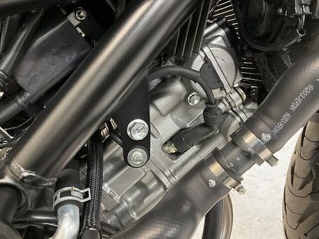 スズキ SV650 SV650X◆2020年モデル◆ヨシムラ製サイレンサー◆ライテック製エンジンスライダー◆フ 24
