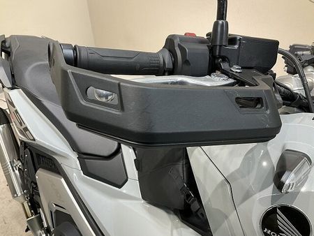 ホンダ X-ADV X-ADV◆2022年モデル!ワンオーナー◆TSR製サイレンサー◆MOTOSKILL製クラ 12