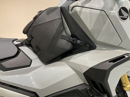ホンダ X-ADV X-ADV◆2022年モデル!ワンオーナー◆TSR製サイレンサー◆MOTOSKILL製クラ 23