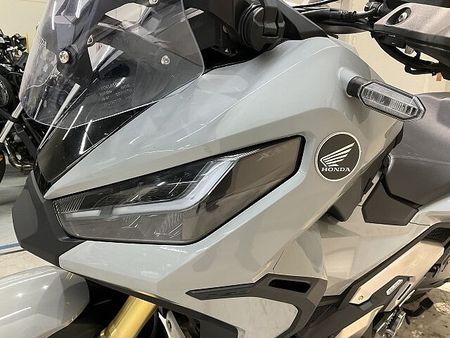 ホンダ X-ADV X-ADV◆2022年モデル!ワンオーナー◆TSR製サイレンサー◆MOTOSKILL製クラ 37