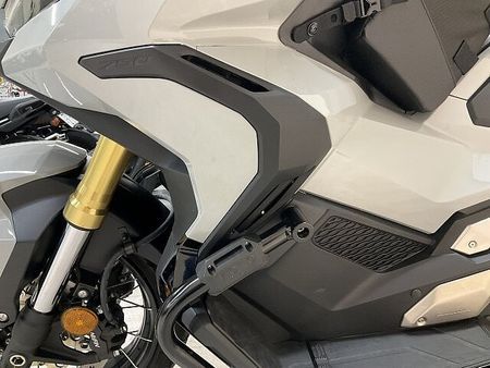 ホンダ X-ADV X-ADV◆2022年モデル!ワンオーナー◆TSR製サイレンサー◆MOTOSKILL製クラ 39