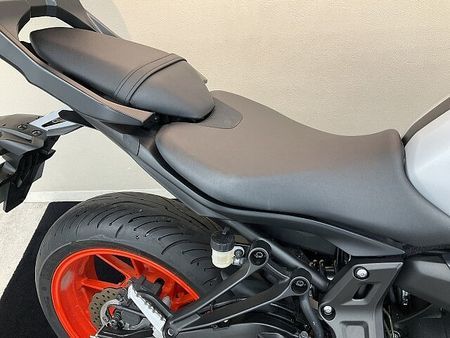 ヤマハ MT-07 MT-07【ヤマハ純正トップケース装備☆】 15