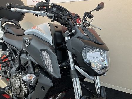 ヤマハ MT-07 MT-07【ヤマハ純正トップケース装備☆】 10